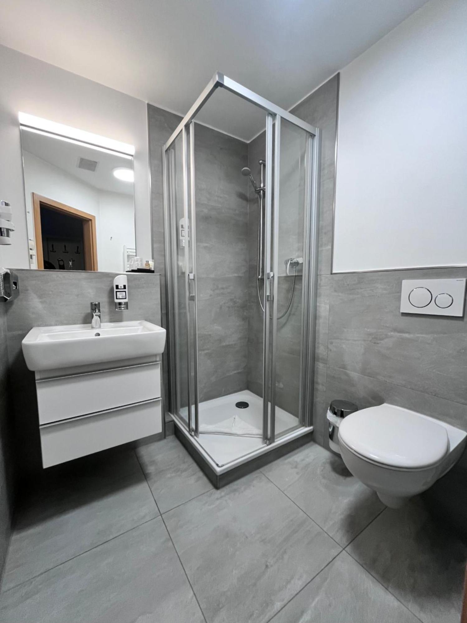 Hotel Wilhelmshoehe Rostock Eksteriør billede